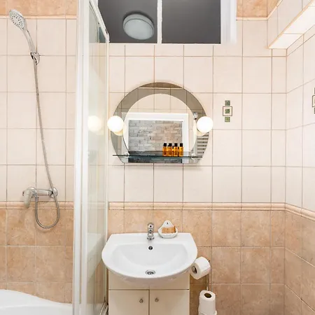 Appartamento Mogilska Standard By Bookinghost *